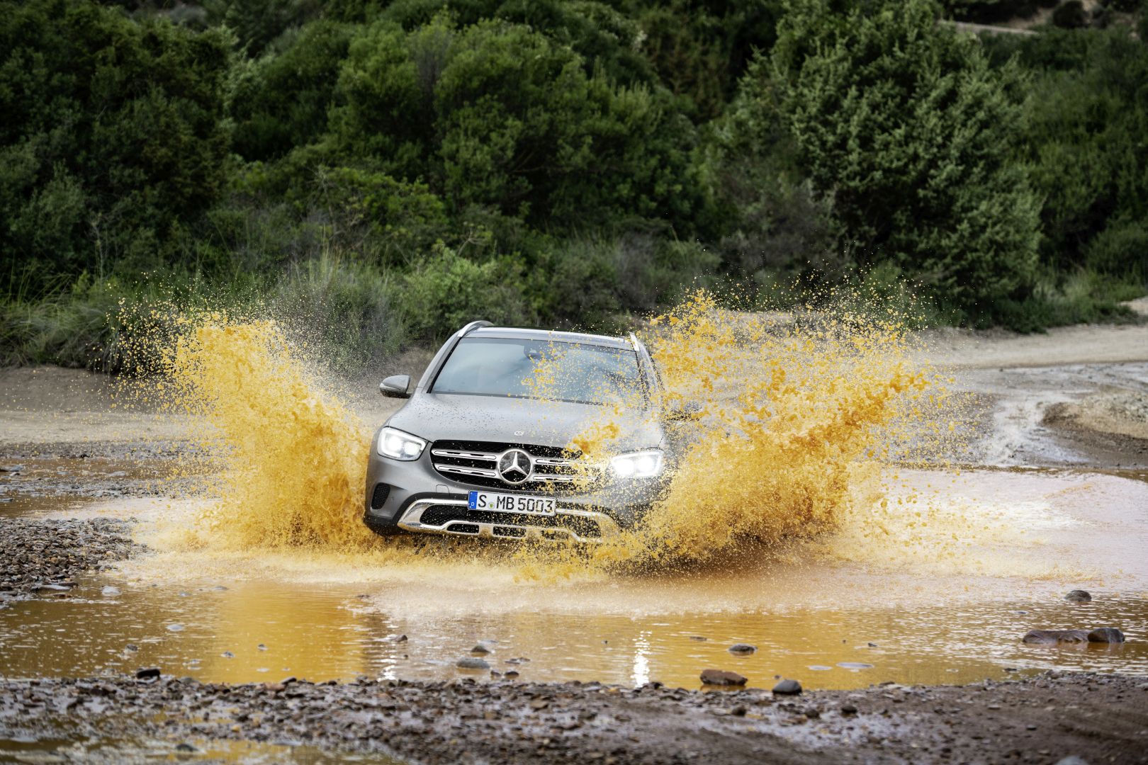 Mercedes Benz Glc Class photo 9