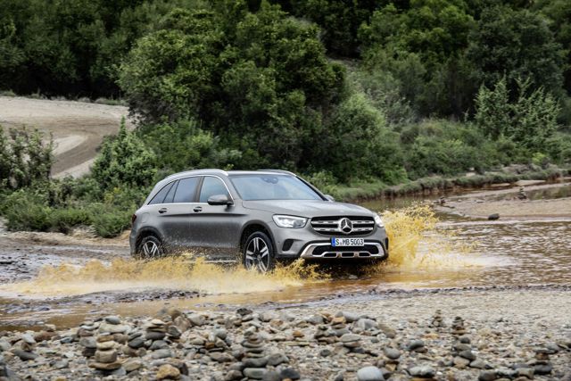 Mercedes Benz Glc Class photo 11