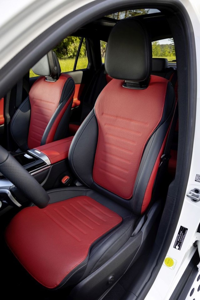 Mercedes Benz Glc Class photo 110