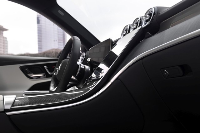 Mercedes Benz Glc Class photo 124