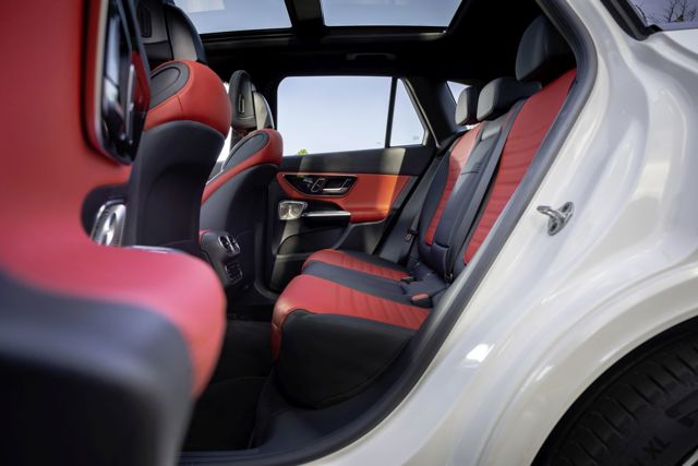 Mercedes Benz Glc Class photo 111