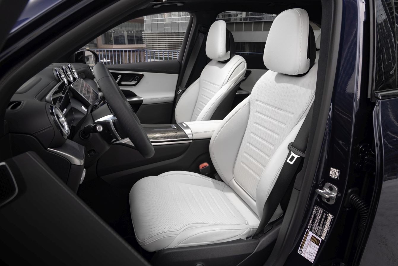 Mercedes Benz Glc Class photo 133