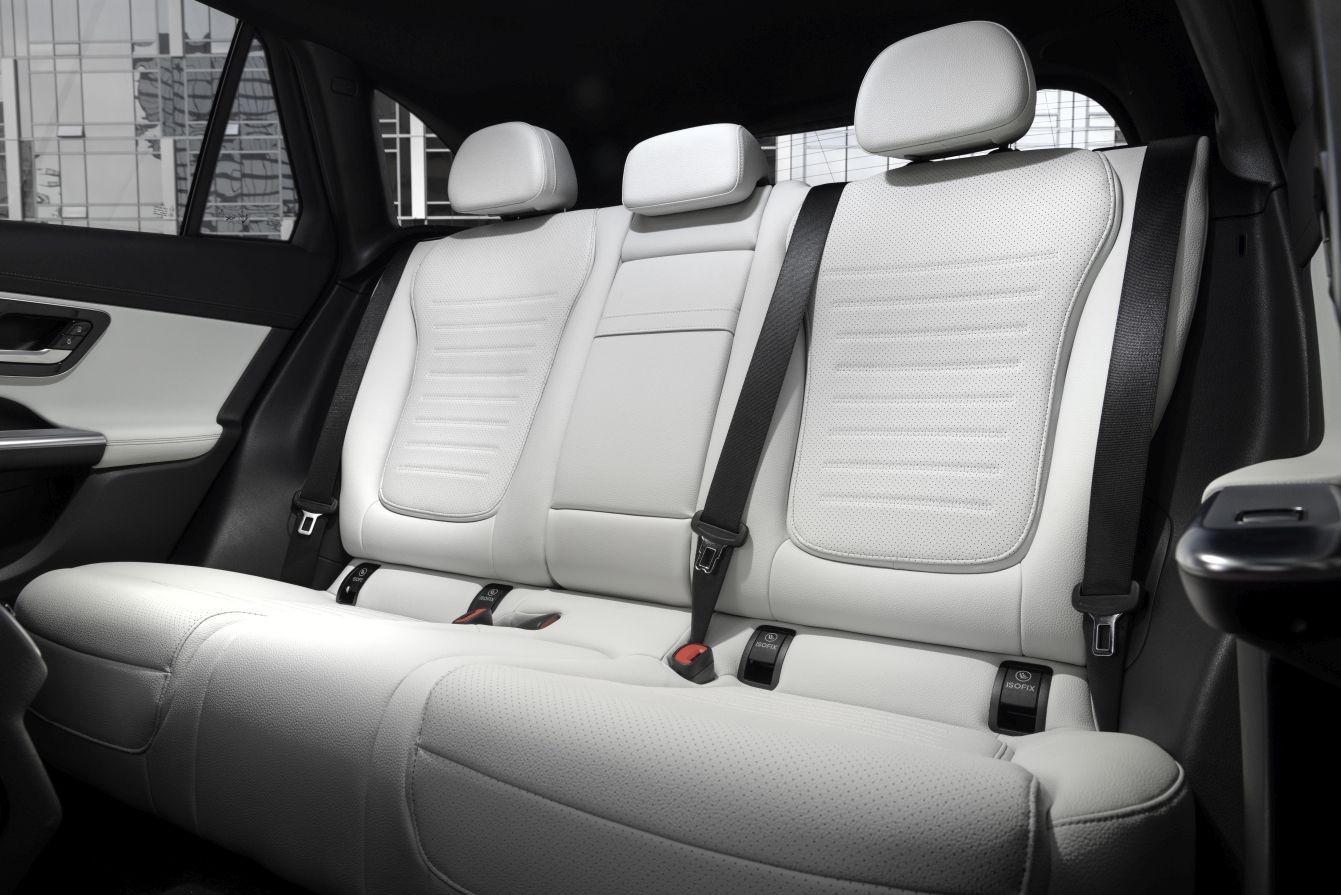 Mercedes Benz Glc Class photo 135