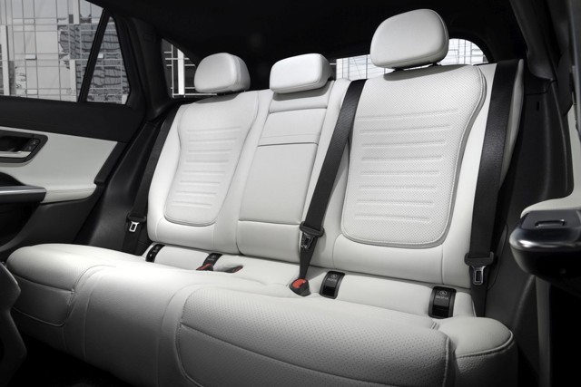 Mercedes Benz Glc Class photo 135