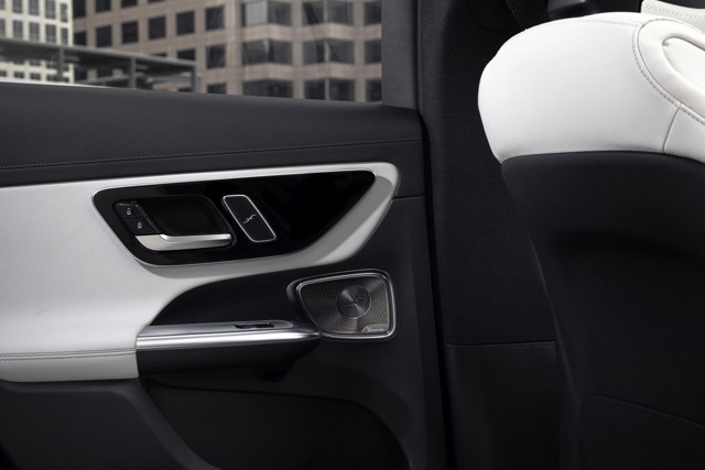 Mercedes Benz Glc Class photo 138
