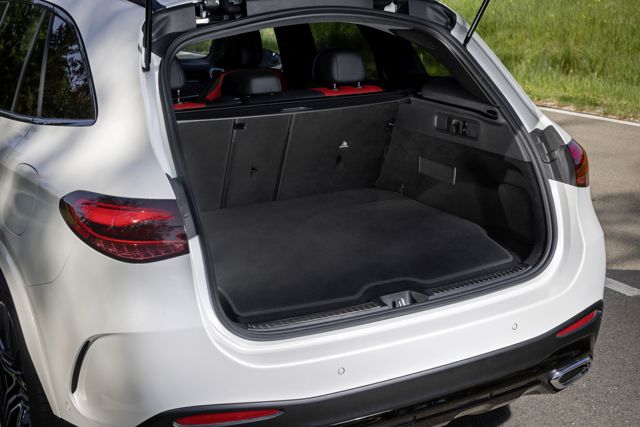Mercedes Benz Glc Class photo 112
