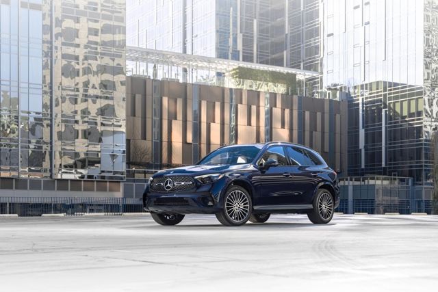 Mercedes Benz Glc Class photo 81
