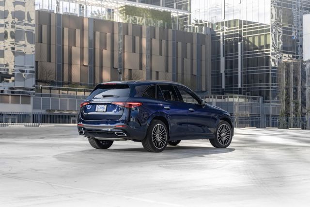 Mercedes Benz Glc Class photo 85
