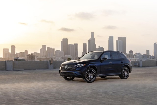 Mercedes Benz Glc Class photo 86