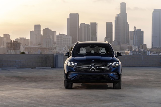 Mercedes Benz Glc Class photo 87