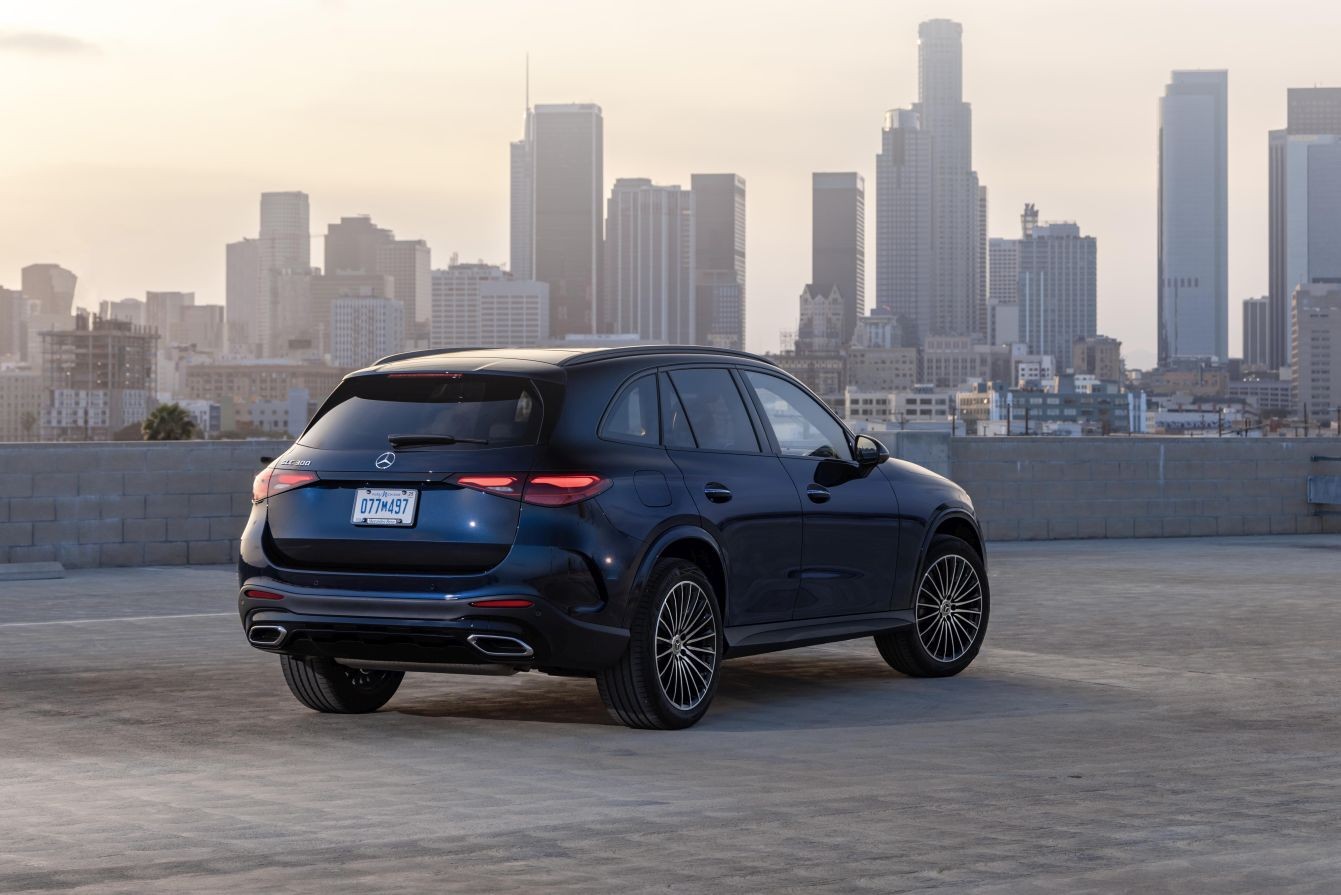 Mercedes Benz Glc Class photo 90