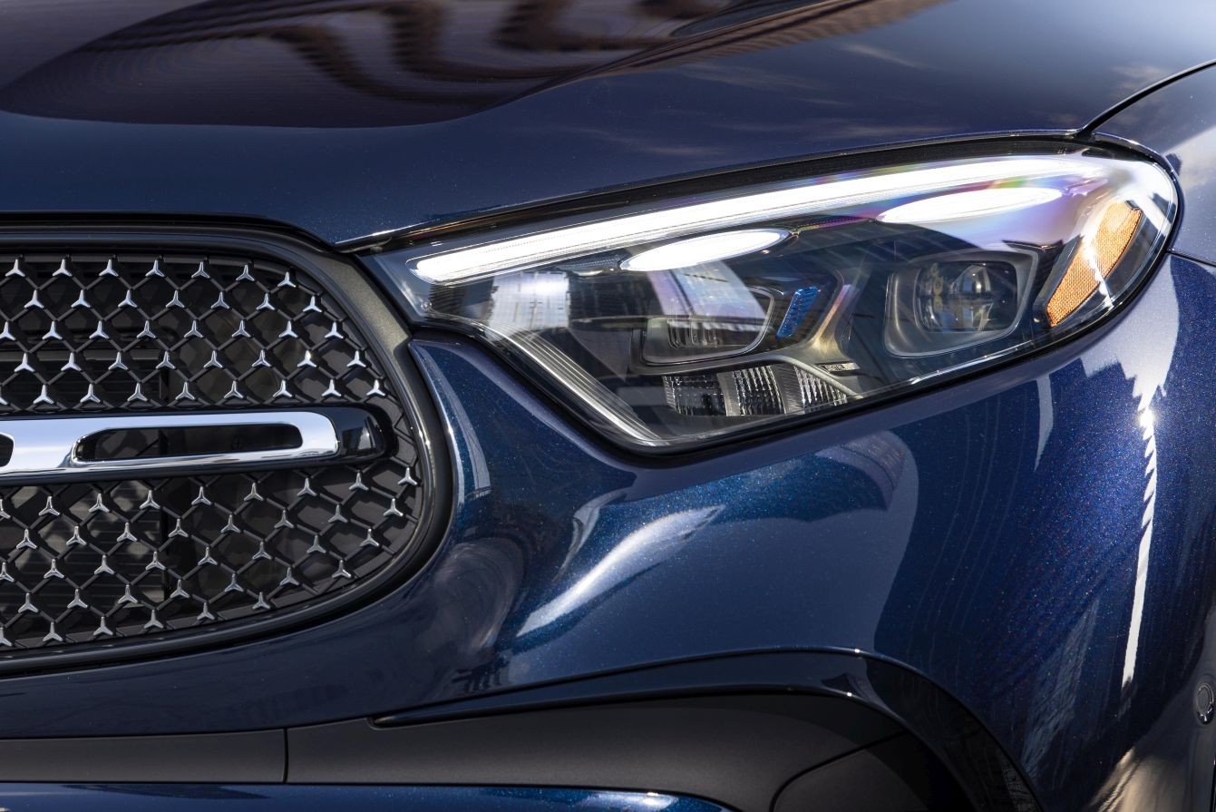 Mercedes Benz Glc Class photo 91