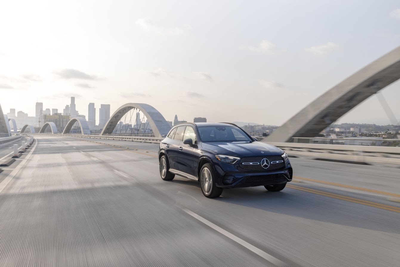 Mercedes Benz Glc Class photo 96