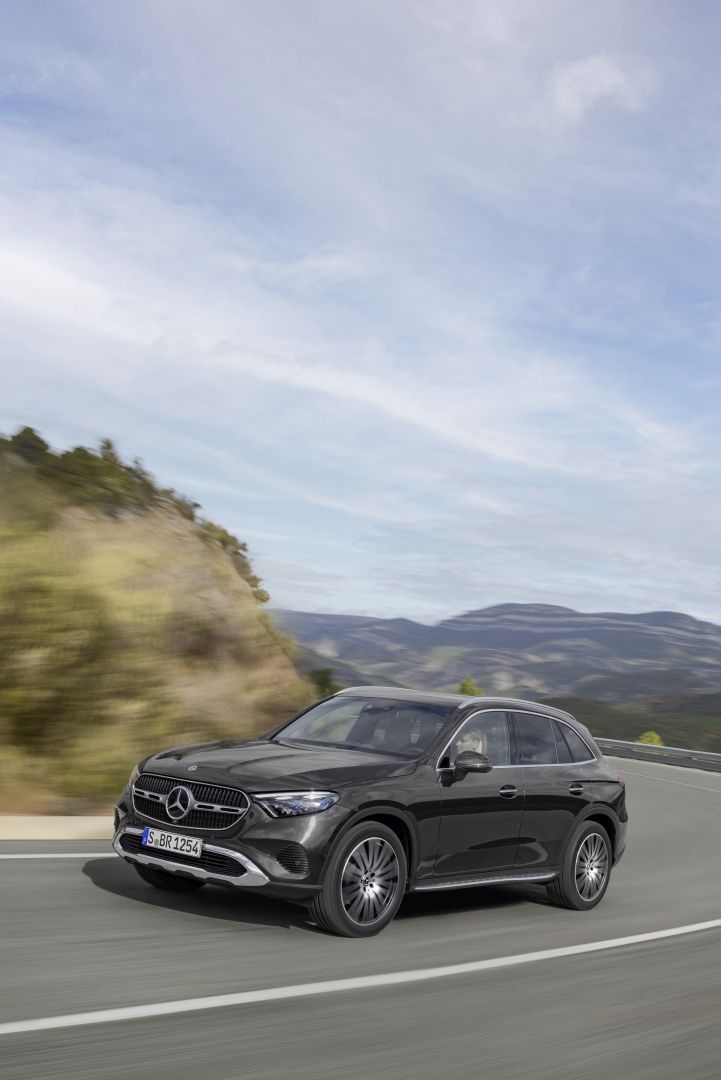 Mercedes Benz Glc Class photo 6