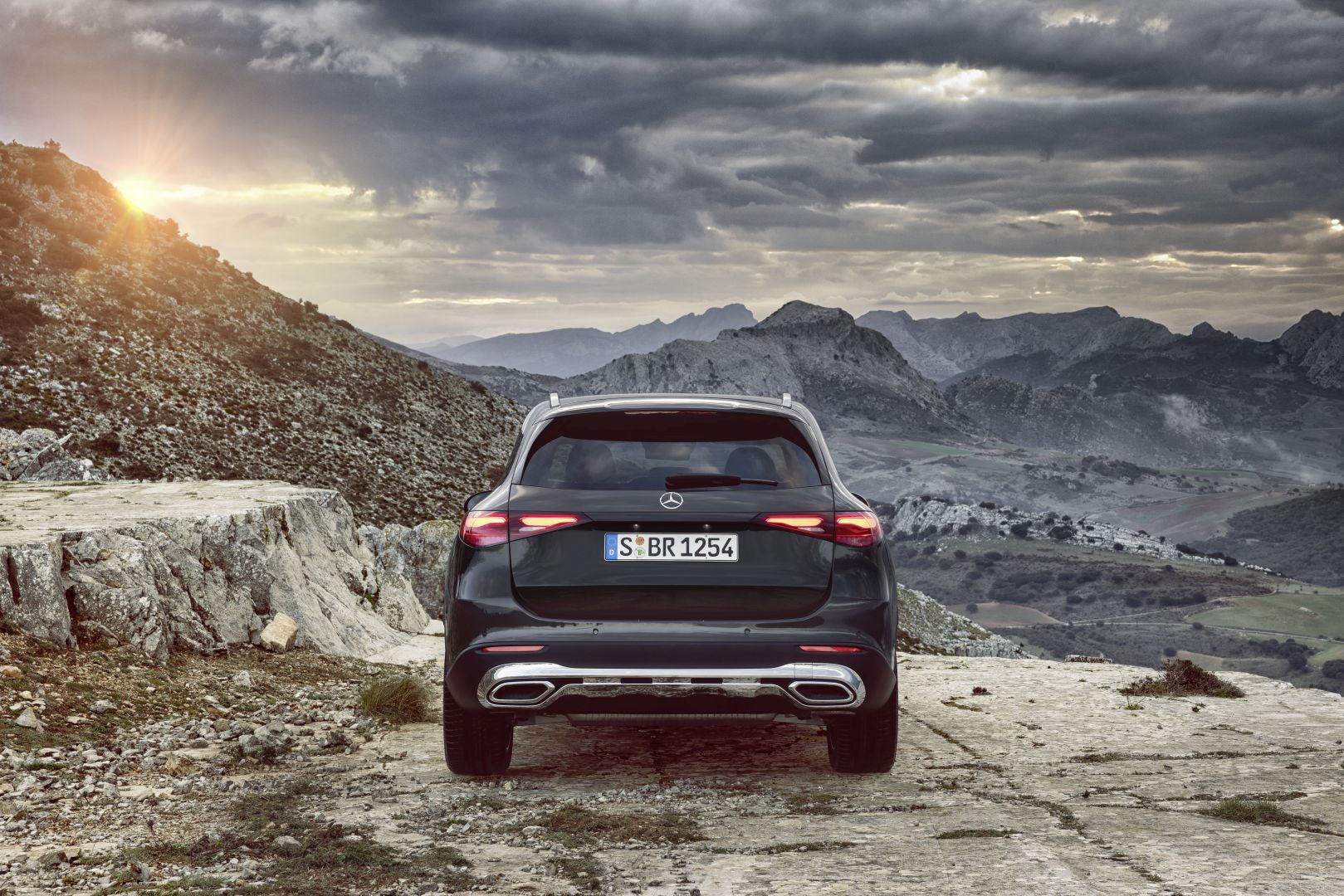Mercedes Benz Glc Class photo 13