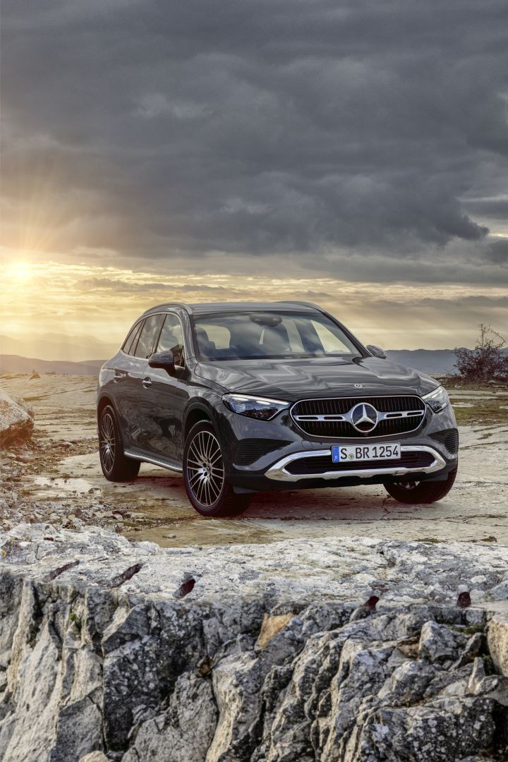 Mercedes Benz Glc Class photo 14