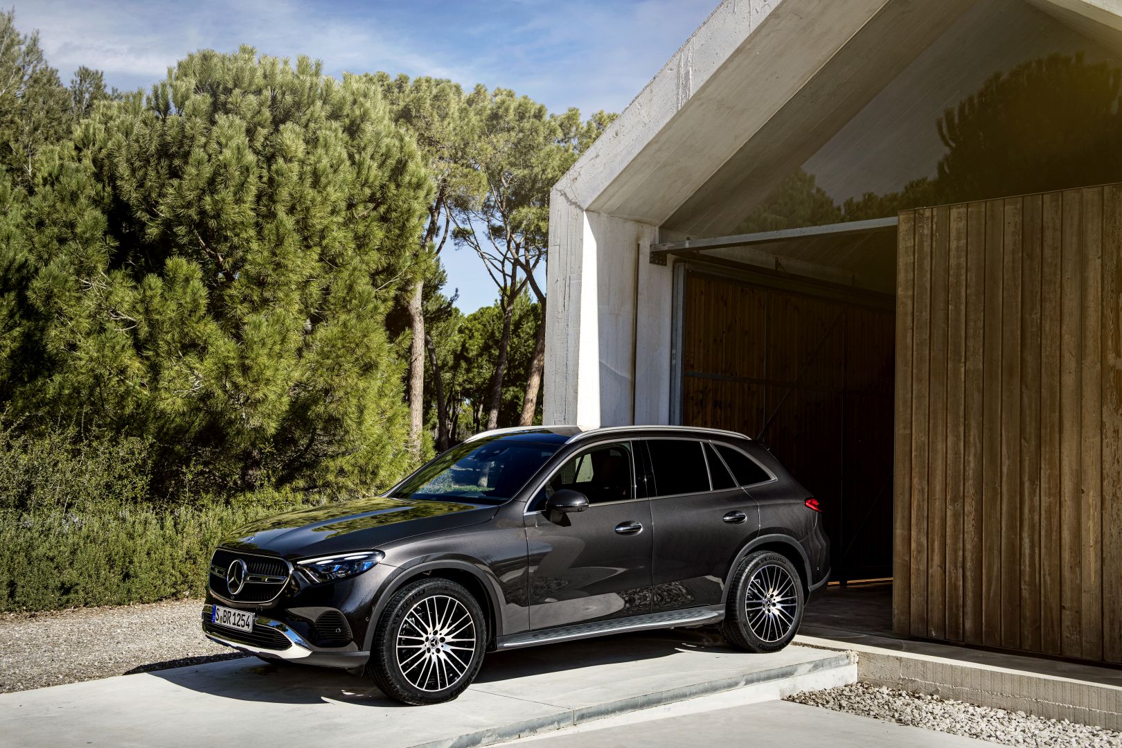 Mercedes Benz Glc Class photo 19