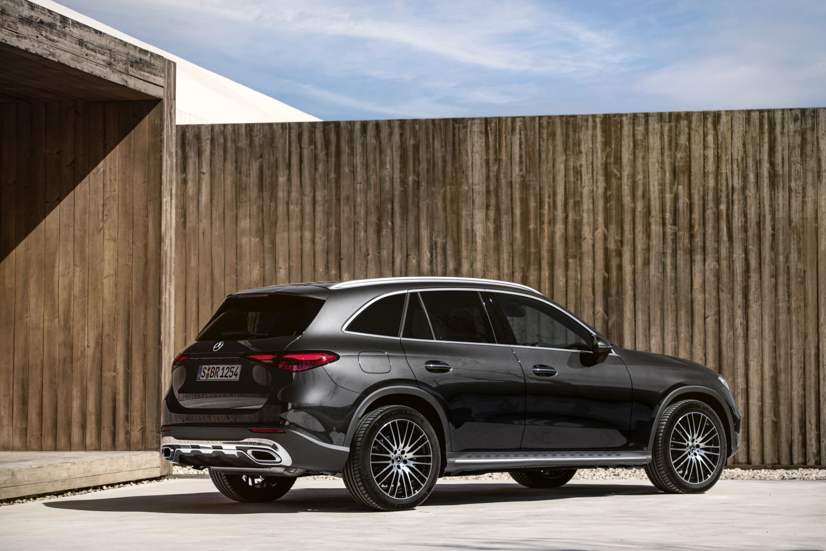 Mercedes Benz Glc Class photo 21