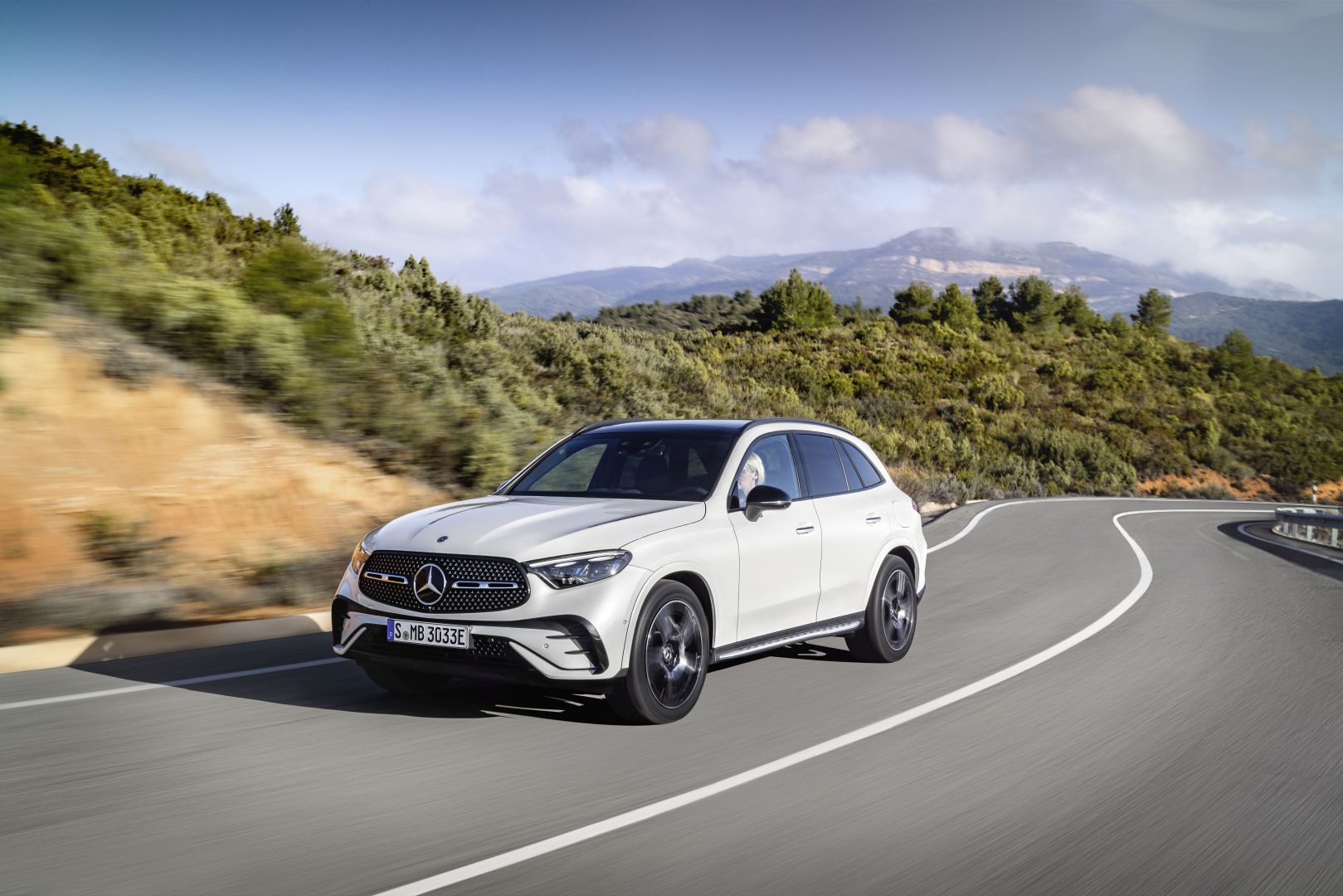 Mercedes Benz Glc Class photo 29