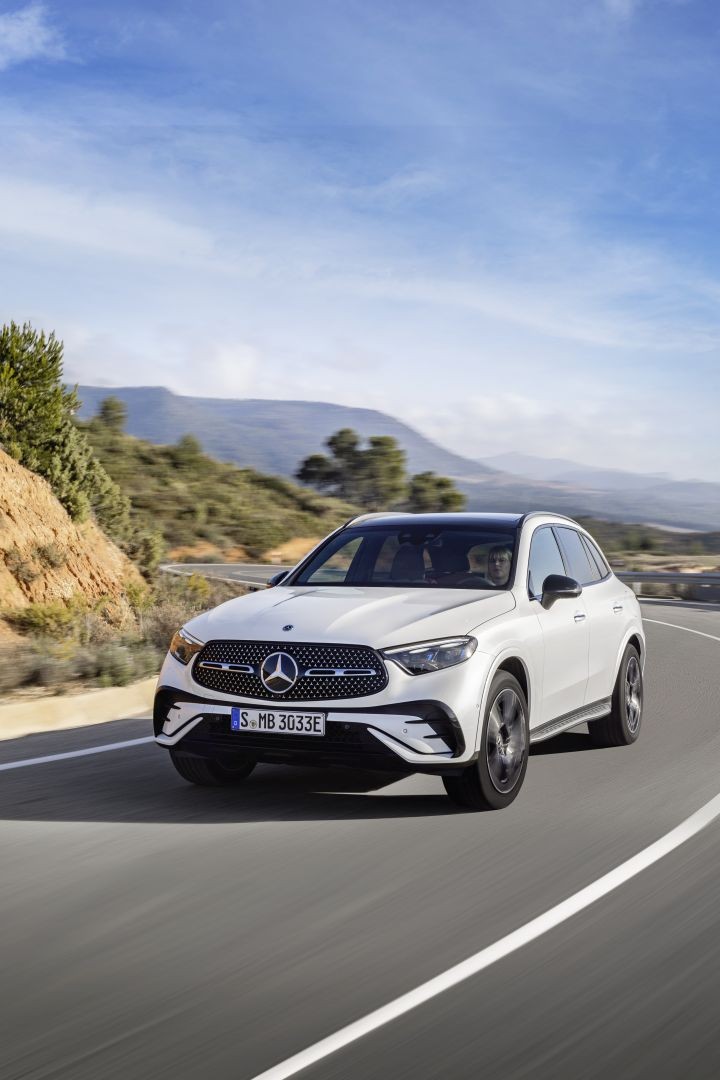 Mercedes Benz Glc Class photo 32