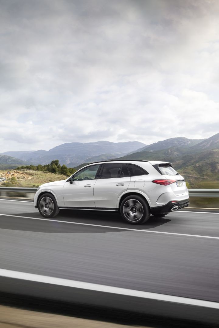 Mercedes Benz Glc Class photo 33