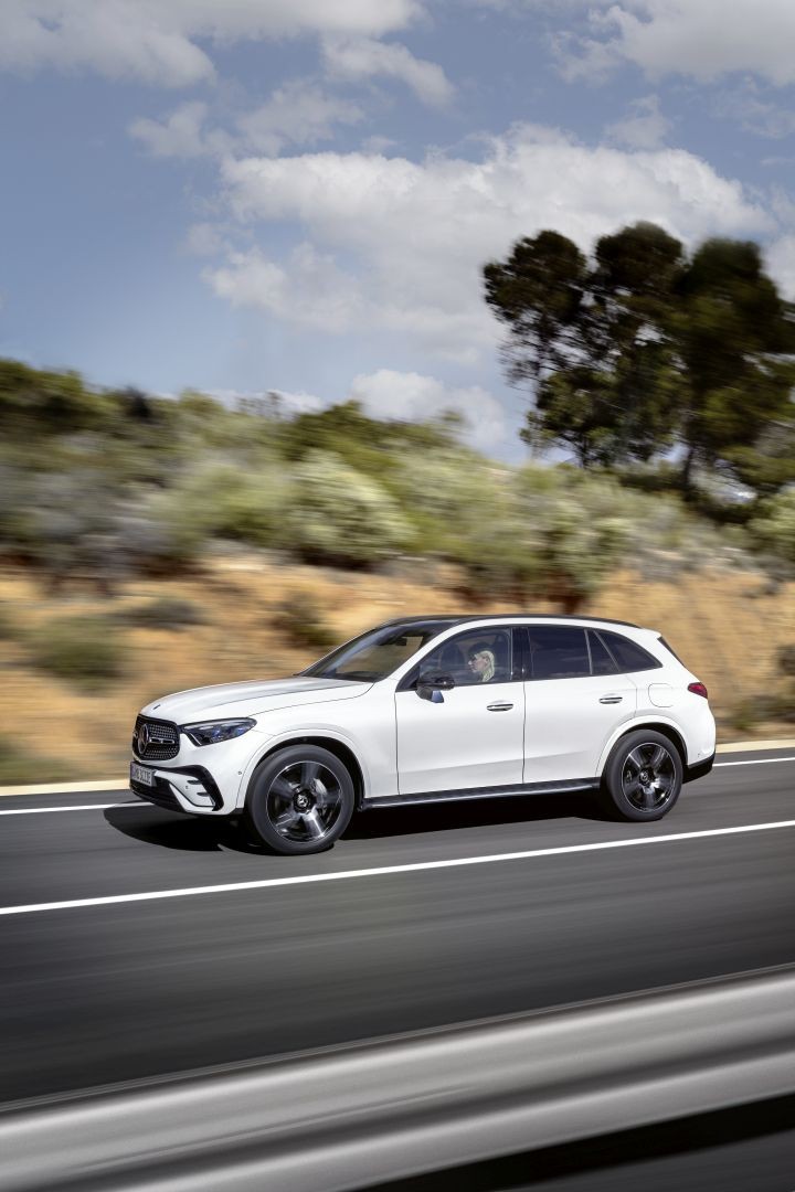 Mercedes Benz Glc Class photo 34