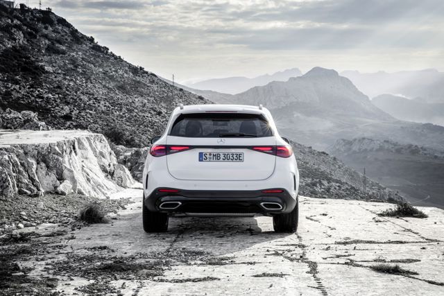 Mercedes Benz Glc Class photo 42