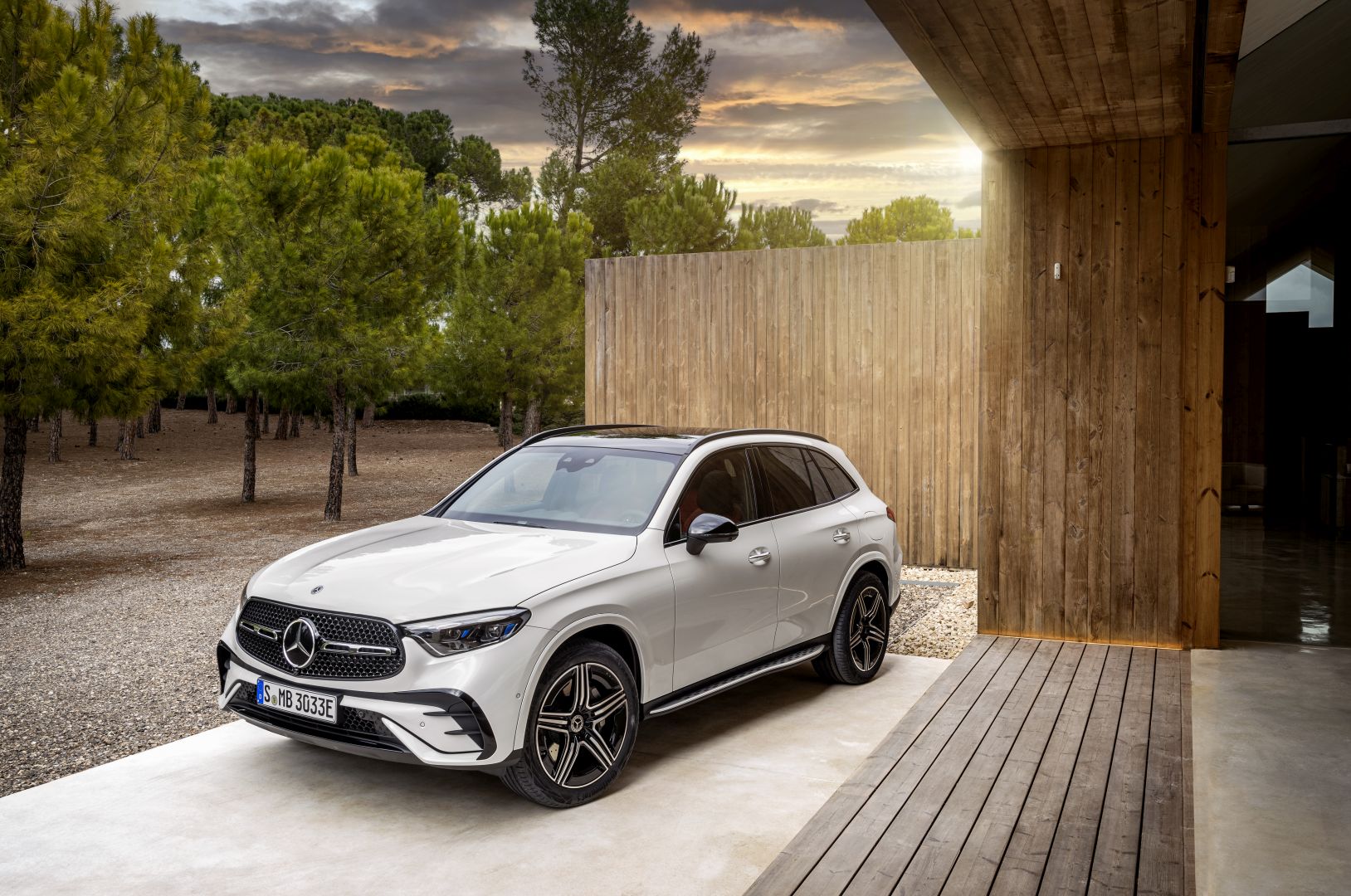 Mercedes Benz Glc Class photo 46