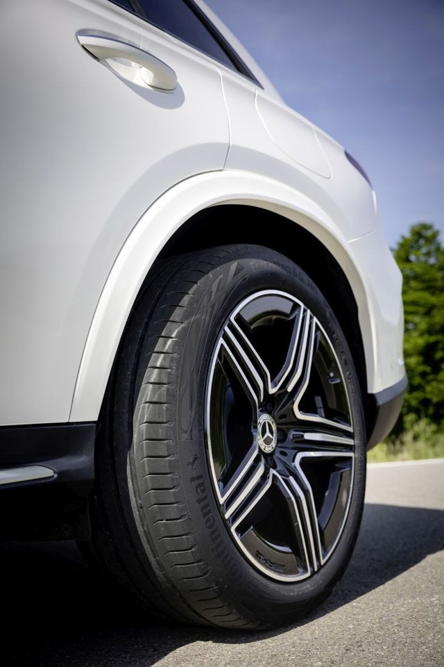 Mercedes Benz Glc Class photo 78