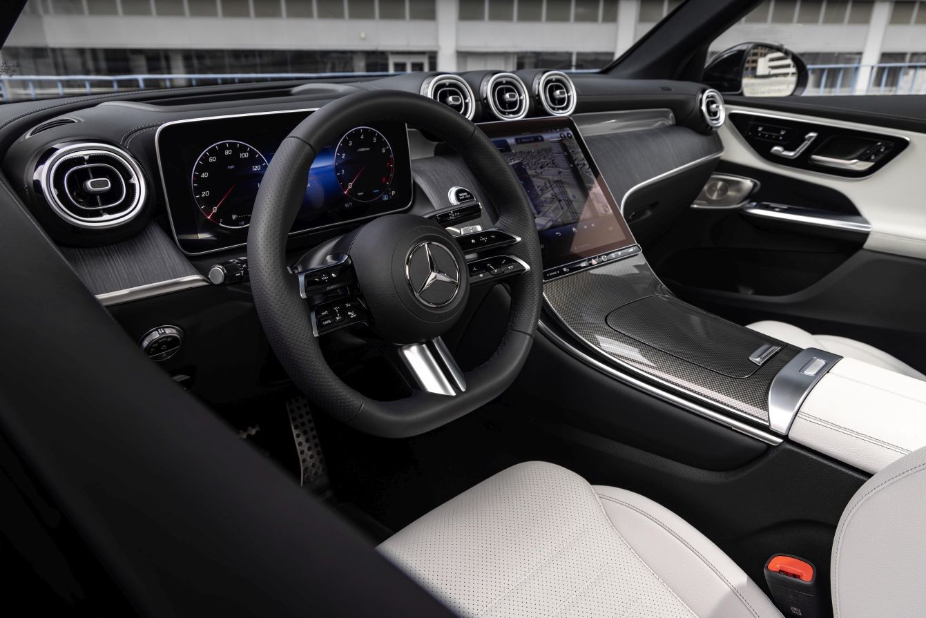 Mercedes Benz Glc Class photo 117