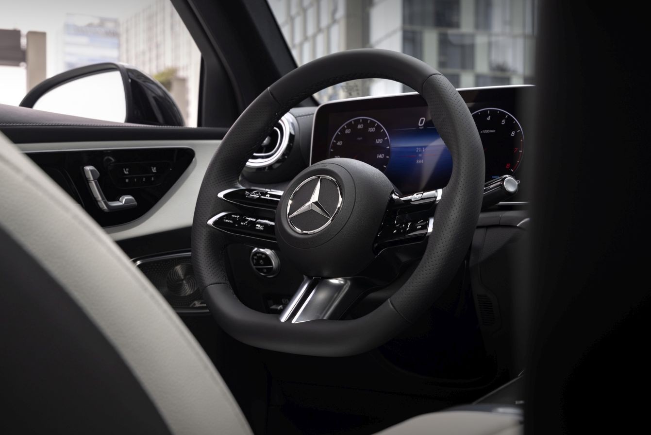 Mercedes Benz Glc Class photo 119