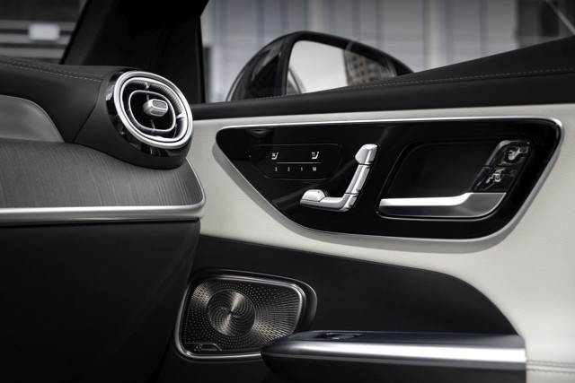 Mercedes Benz Glc Class photo 120