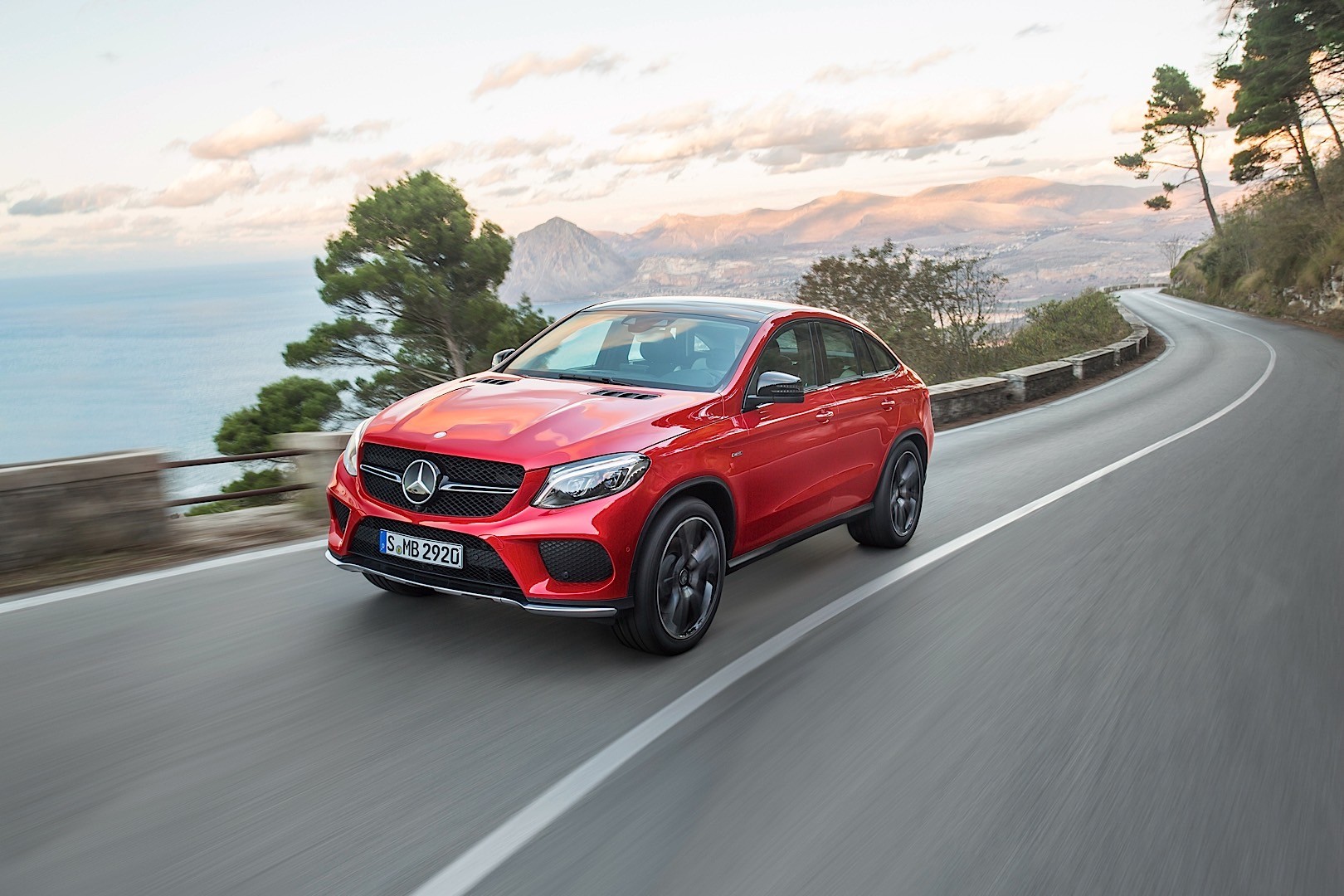 Mercedes Benz Gle-Class Coupe photo 10