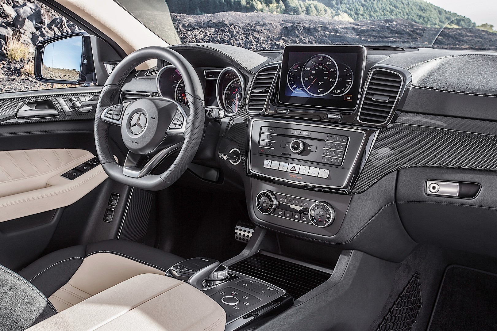 Mercedes Benz Gle-Class Coupe photo 25