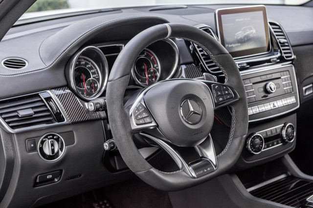 Mercedes Benz Gle-Class photo 32