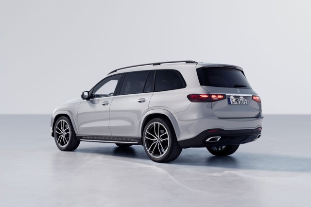 Mercedes Benz Gls-Class photo 2