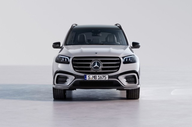 Mercedes Benz Gls-Class photo 5