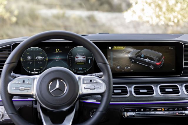 Mercedes Benz Gls-Class photo 79
