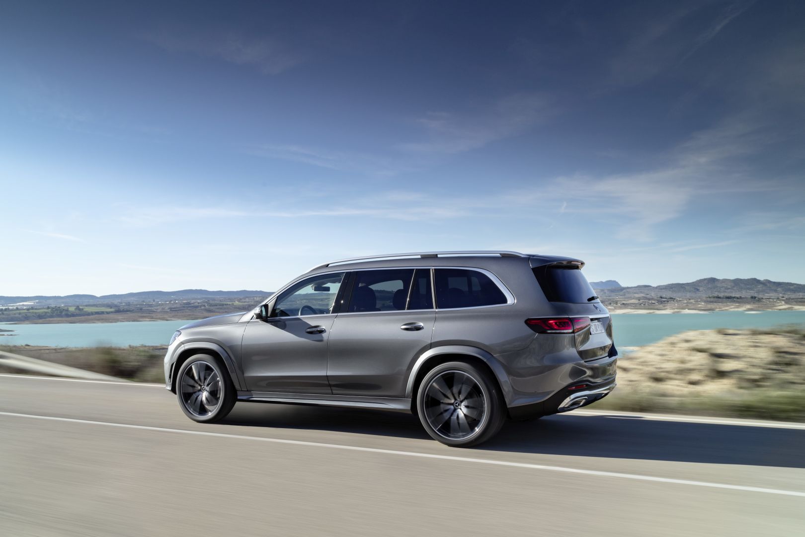 Mercedes Benz Gls-Class photo 3