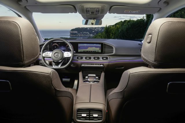 Mercedes Benz Gls-Class photo 81
