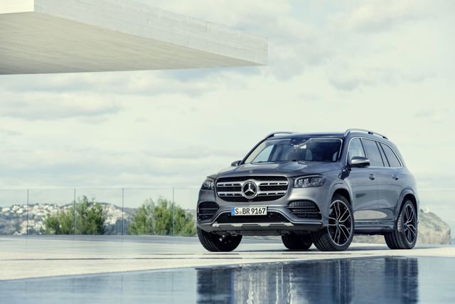Mercedes Benz Gls-Class photo 21