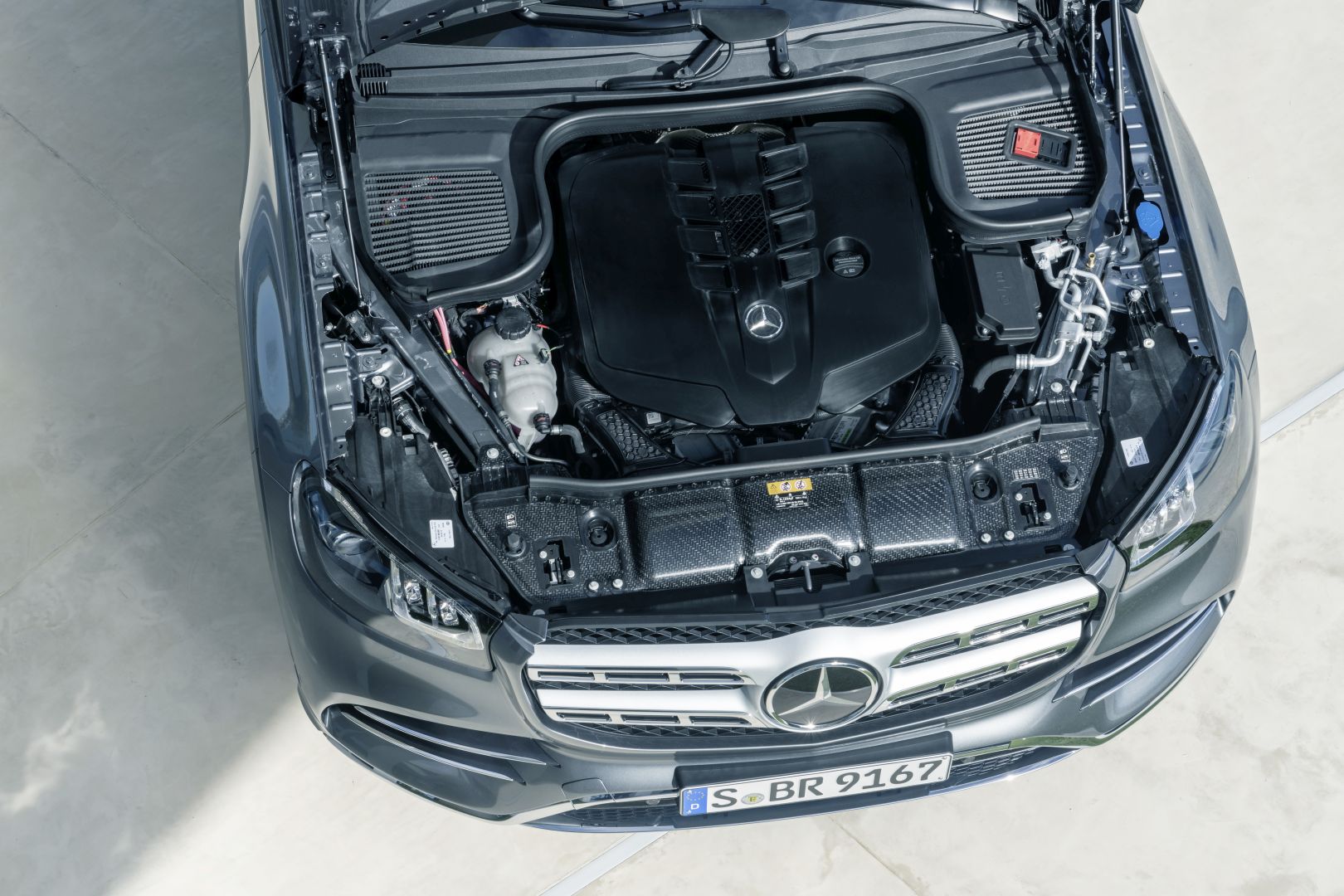 Mercedes Benz Gls-Class photo 24