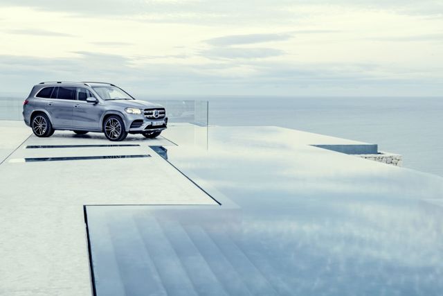 Mercedes Benz Gls-Class photo 27