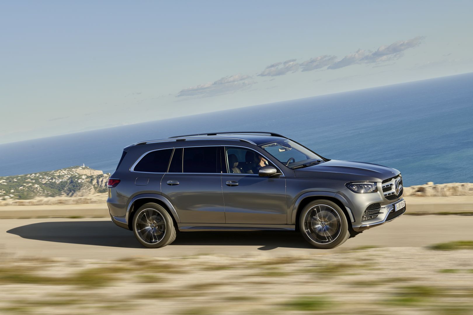 Mercedes Benz Gls-Class photo 28