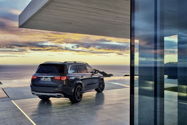 Mercedes Benz Gls-Class photo 33
