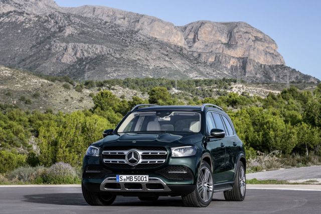 Mercedes Benz Gls-Class photo 55