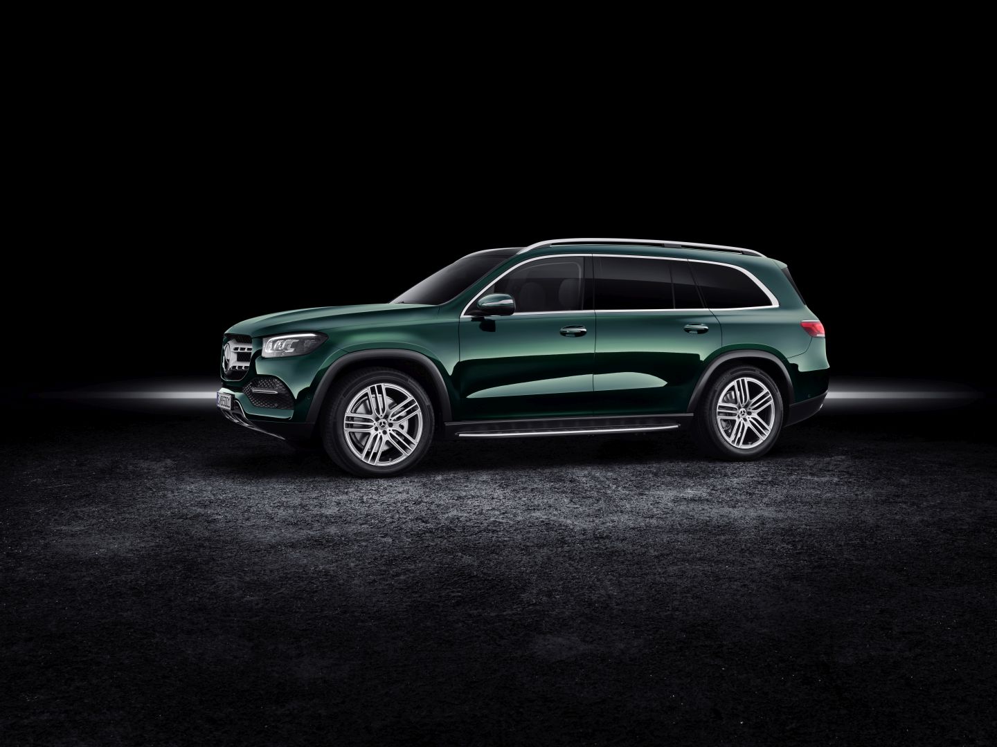 Mercedes Benz Gls-Class photo 71