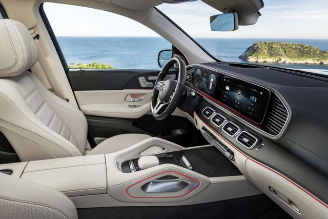 Mercedes Benz Gls-Class photo 87
