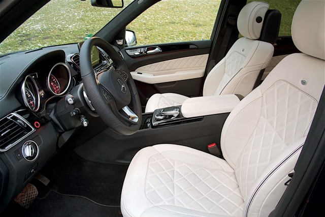 Mercedes Benz Gls-Class photo 70