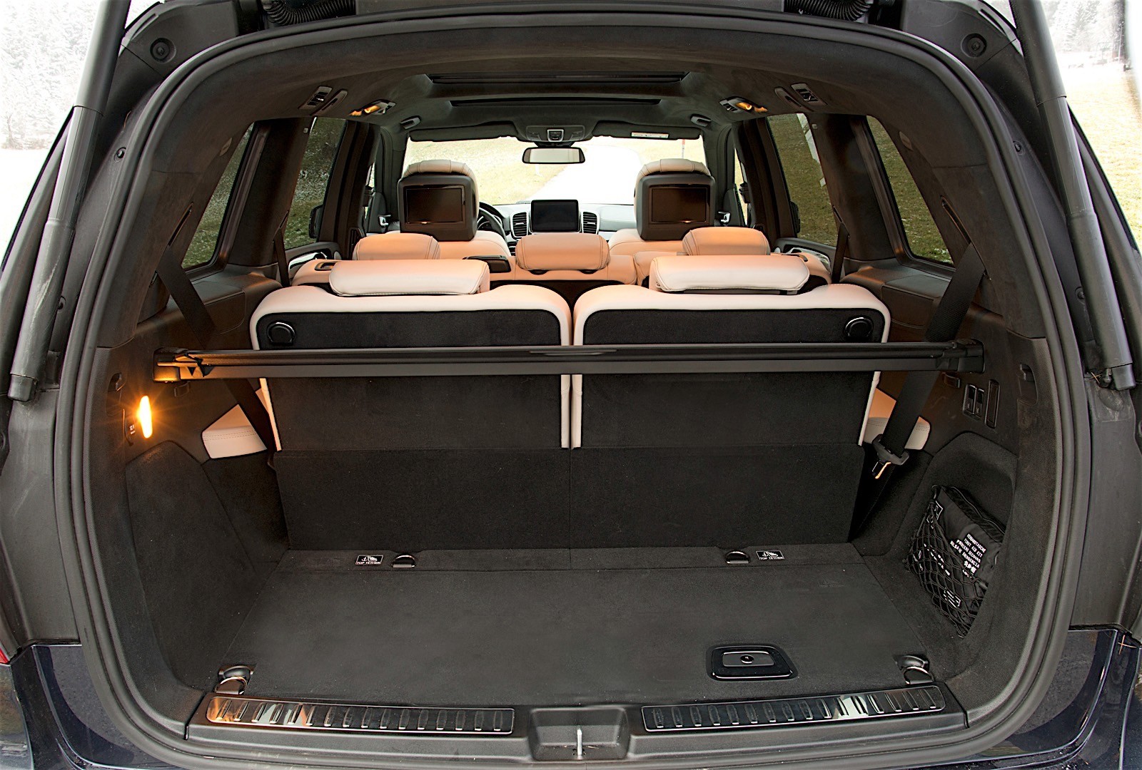 Mercedes Benz Gls-Class photo 88